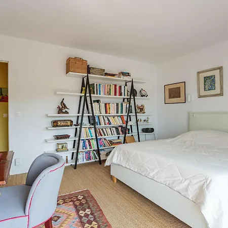 Moderne En Centre-ville Avec Balcon Et Parking A 400m De La - Fr-1-4-693 *