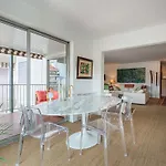 Moderne En Centre-ville Avec Balcon Et Parking à 400m De La - Fr-1-4-693 Appartement *