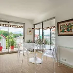 Moderne En Centre-ville Avec Balcon Et Parking à 400m De La - Fr-1-4-693 Appartement *